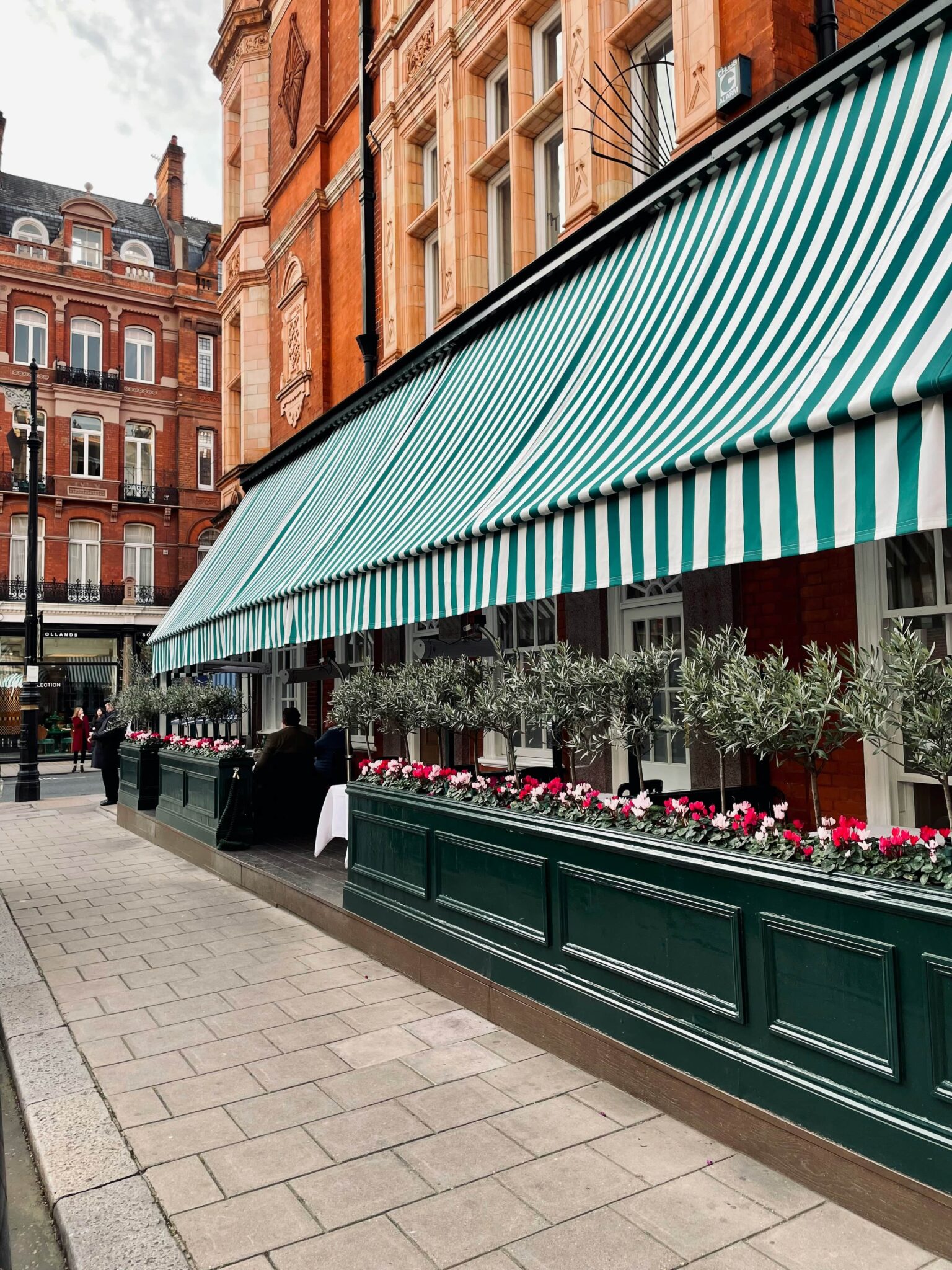 London escort agency – part 4